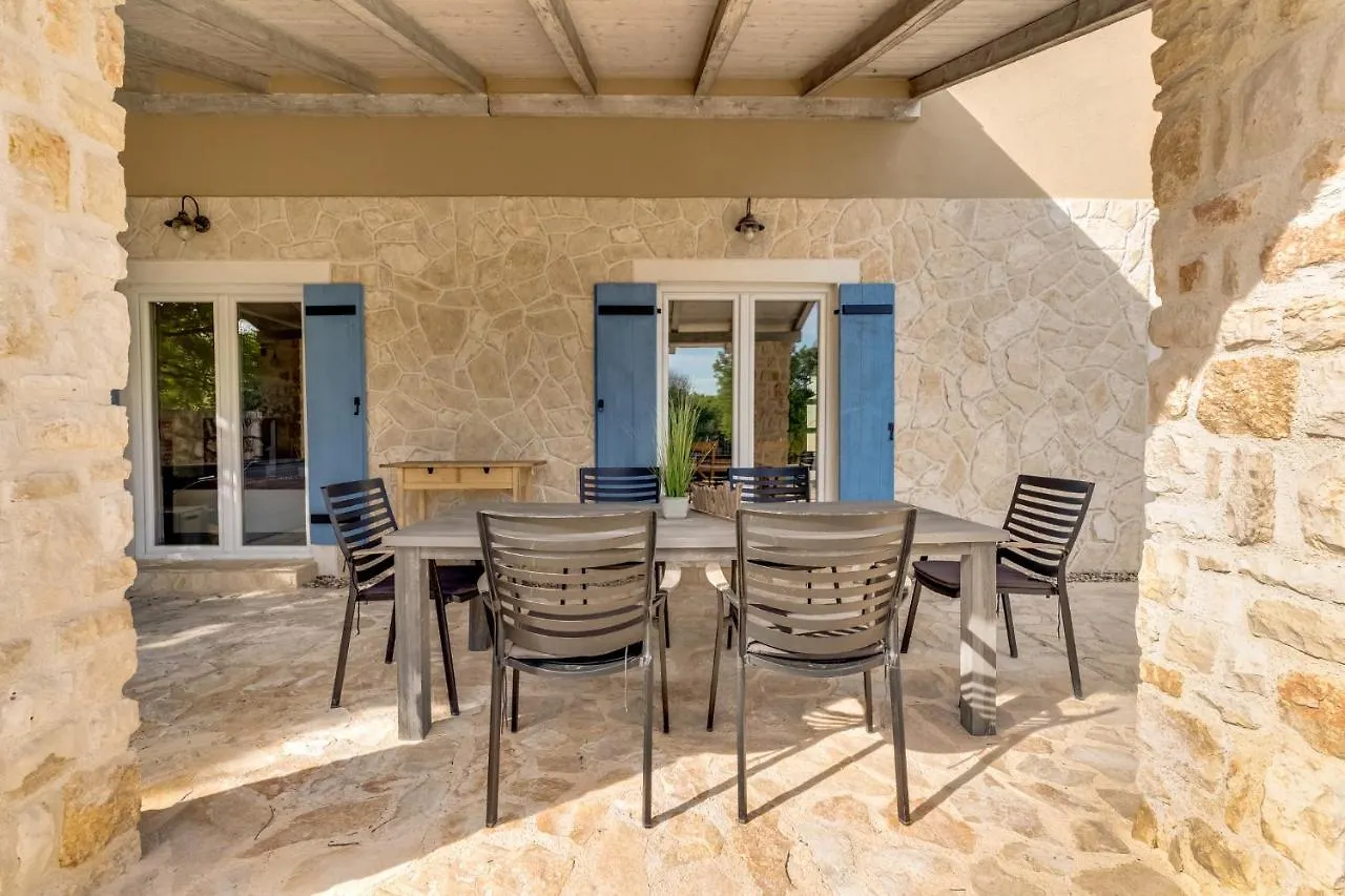 Romantic Villa With A Large Pool Surrounded By Greenery - By Traveler Tourist Agency Krk Id 2150 Garica